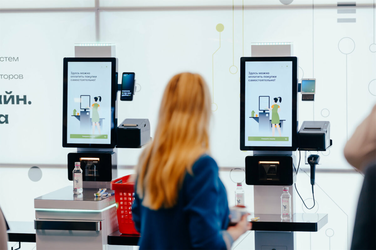 Кассы самообслуживания на выставке RETAIL TECH 2025 / TOUCHPLAT