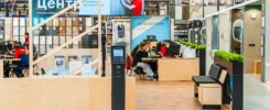 Киоски электронной очереди TOUCHPLAT K-10 в гипермаркетах Бауцентр