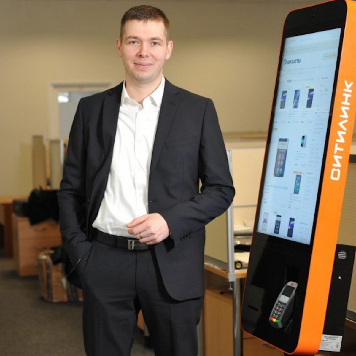 Терминал самообслуживания Q-10 в сети Ситилинк